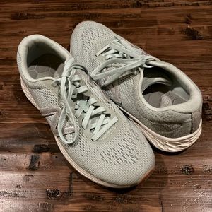 New Balance - Mint Sneakers